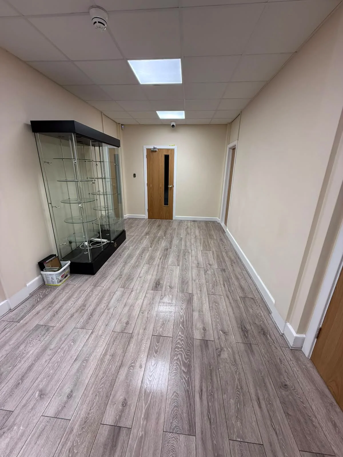 Freshly cleaned commercial corridor and flooring
